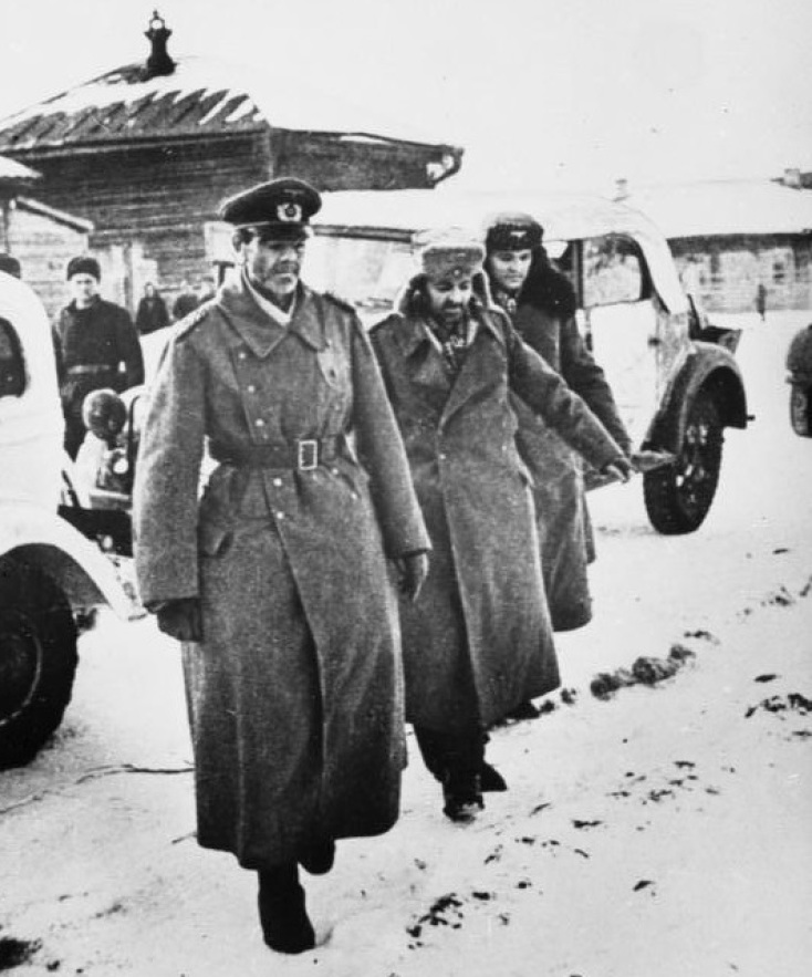 Σαν σήμερα 31 Ιανουαρίου: Το 1943, ο στρατάρχης Φρίντριχ Πάουλους παραδίδεται στον Κόκκινο Στρατό - Η Μάχη του Στάλινγκραντ λήγει με νίκη των Σοβιετικών. 