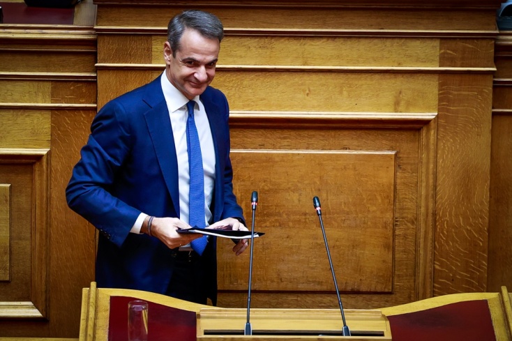 Ο Κυριάκος Μητσοτάκης προσέρχεται στο Βήμα της Βουλής