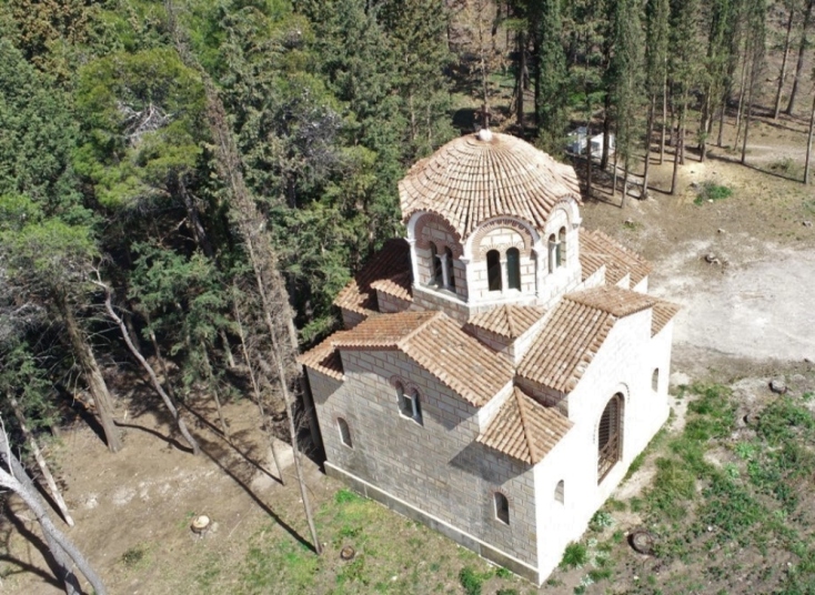 Το Βασιλικό Μαυσωλείο στο Τατόι