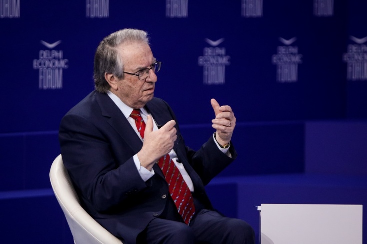 Ο Γιώργος Μπαμπινιώτης