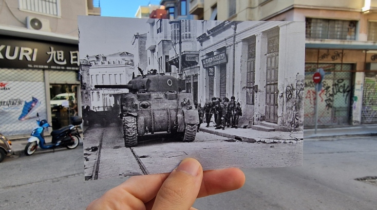 O Κωστής Κοσμέας παρουσιάζει ιστορίες πίσω από μνημεία της Αθήνας που προσπερνάς καθημερινά στο Tik Tok