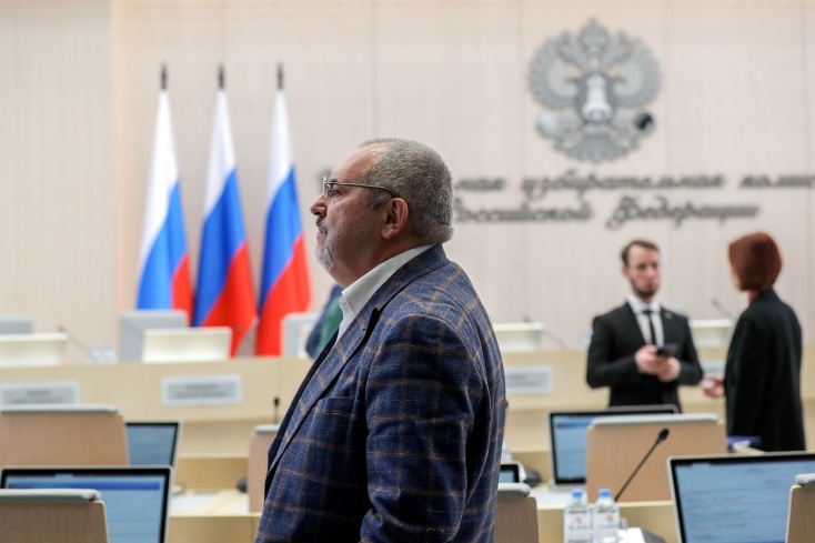 Ρωσία: Ο Μπόρις Ναντιέζντιν, αντίπαλος του Πούτιν που τάσσεται κατά του πολέμου, λέει ότι δεν του επετράπη να είναι υποψήφιος στις προεδρικές εκλογές.