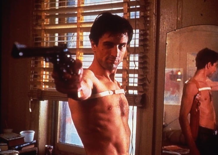 Σαν σήμερα 8 Φεβρουαρίου: Το 1976 η πρώτη προβολή της ταινίας «Ο ταξιτζής» του Μάρτιν Σκορσέζε - Φιλμ ορόσημο και ρεσιτάλ υποκριτικής από τον Ρόμπερτ Ντε Νίρο.