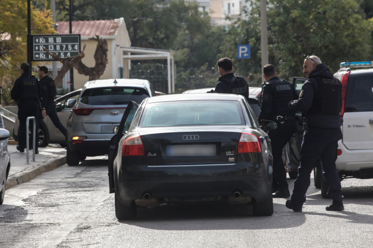  Οι συλληφθέντες το πρωί του Σαββάτου οδηγήθηκαν στον εισαγγελέα.