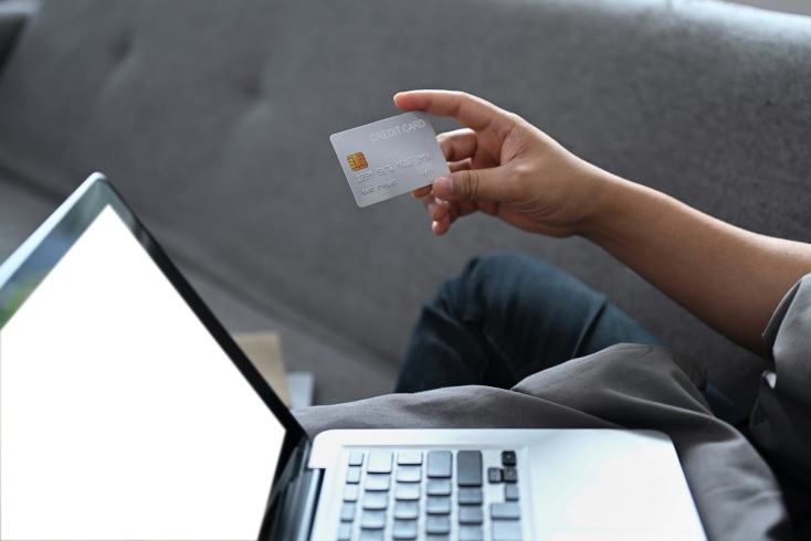 Ηλεκτρονικές απάτες: Καμπάνια ενημέρωσης και ευαισθητοποίησης από την Ελληνική Ένωση Τραπεζών σε συνεργασία με τη Mastercard.