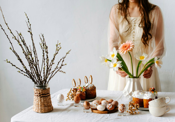 Πώς οργανώνεις με τον καλύτερο τρόπο ένα τραπέζι στο σπίτι για φίλους