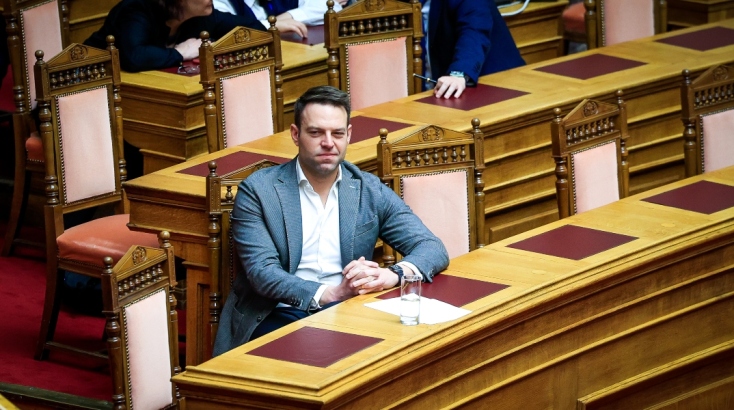 Ο Κασσελάκης παρακολούθησε τη συζήτηση για το νομοσχέδιο