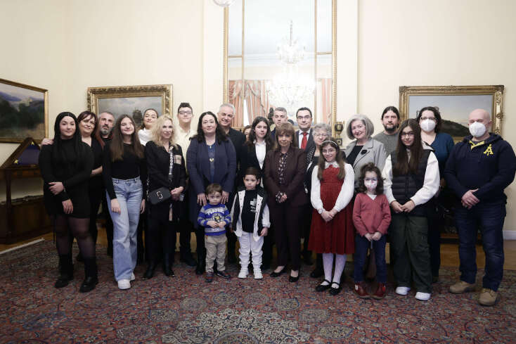 Παγκόσμια Ημέρα κατά του Παιδικού Καρκίνου: Η Κατερίνα Σακελλαροπούλου υποδέχθηκε παιδιά που ξεπέρασαν τη νόσο.