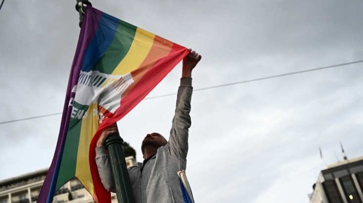 Συγκέντρωση στο Σύνταγμα ΛΟΑΤΚΙ+ οργανώσεων υπέρ της ισότητας του γάμου