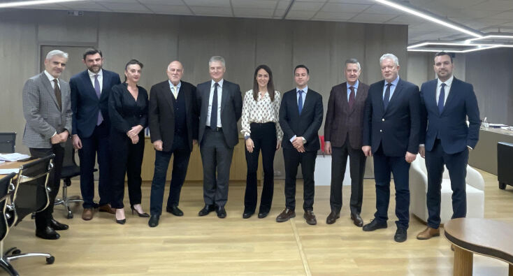 Δόμνα Μιχαηλίδου: Συνάντηση της υπουργού Εργασίας με μέλη του Συνδέσμου Ελληνικών Τουριστικών Επιχειρήσεων (ΣΕΤΕ).