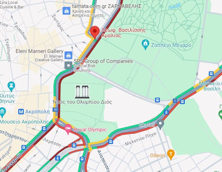 Διακοπή κυκλοφορίας στην Λεωφόρο Αμαλίας λόγω συγκέντρωσης διαμαρτυρίας μελισσοκόμων στο Σύνταγμα