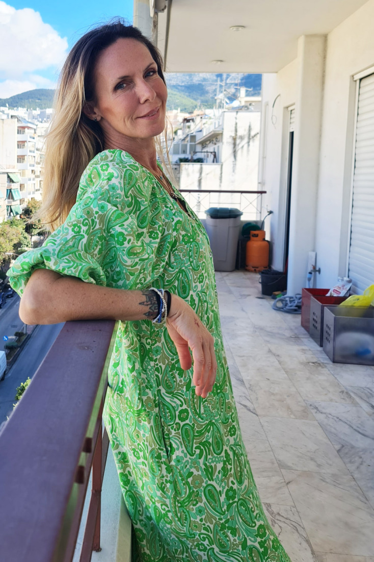 Balcony Stories: Η Εβελίνα Παπούλια από το μπαλκόνι της