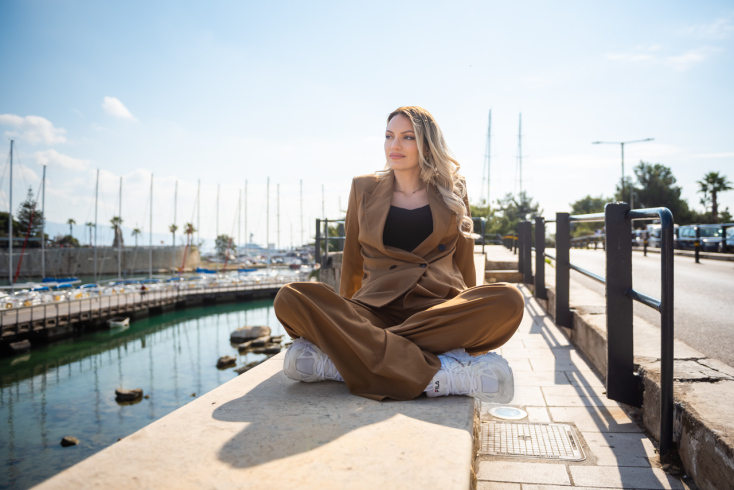 Η συγγραφέας Μαρία Κυριαζή μιλάει για το νέο της αστυνομικό μυθιστόρημα «Ο Συλλέκτης των Τρένων» που κυκλοφορεί από τις Εκδόσεις Πνοή.