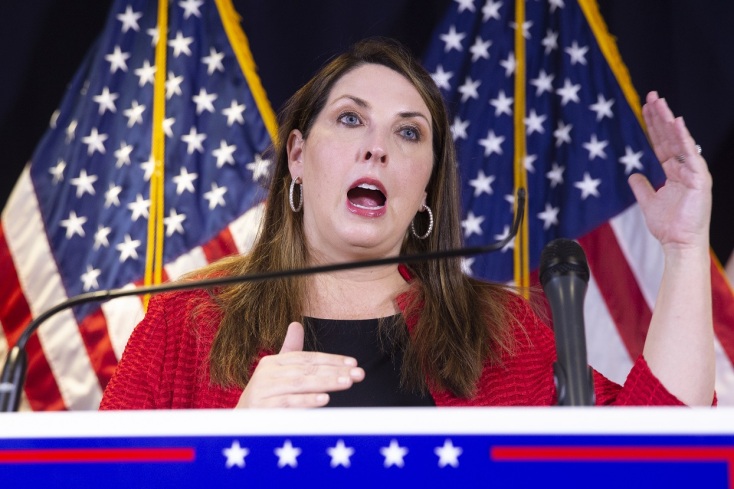 ΗΠΑ: Υπό την πίεση του Ντόναλντ Τραμπ, η πρόεδρος των Ρεπουμπλικάνων Ρόνα ΜακΝτάνιελ υπέβαλε την παραίτησή της.