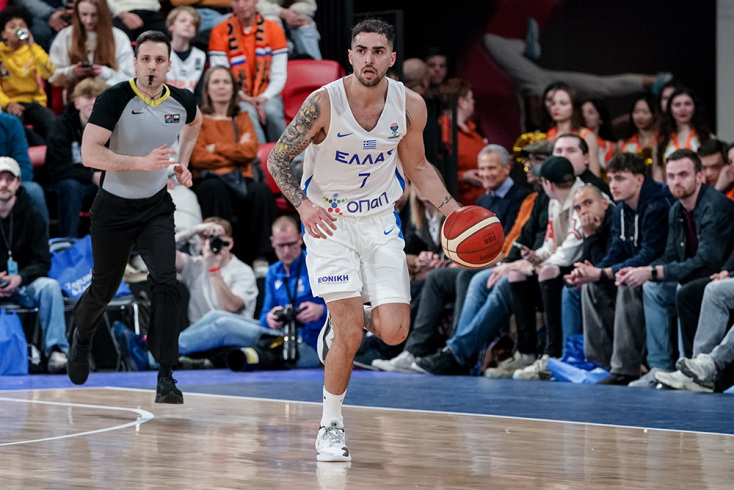 Βασίλης Τολιόπουλος