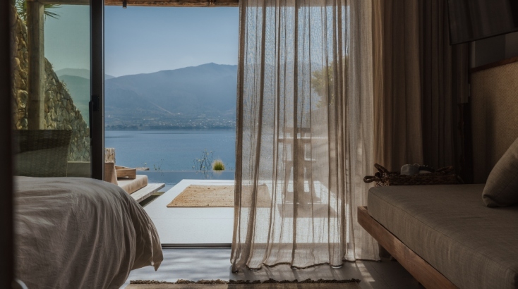 Amethyst Selene της Παλαίρου 