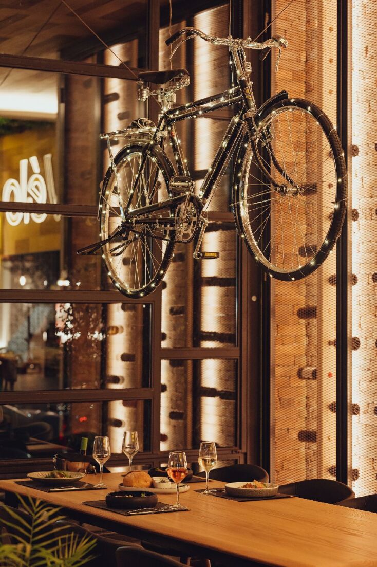 Vélo: το νέο all day στέκι της Γλυφάδας