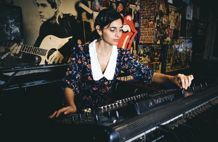 Η Νεφέλη Φασουλή μας ξεναγεί στη δική της Αθήνα