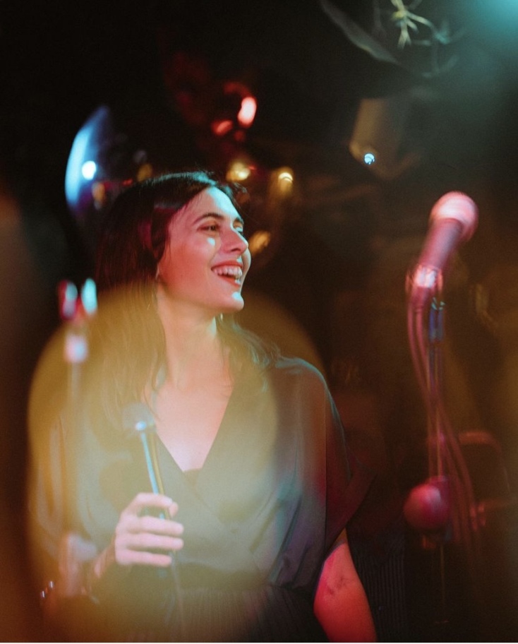 Η Νεφέλη Φασουλή μας ξεναγεί στη δική της Αθήνα