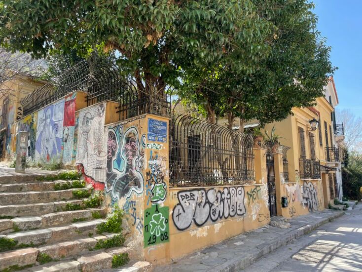 Τη γλώσσα μού έδωσαν ελληνική, bro!