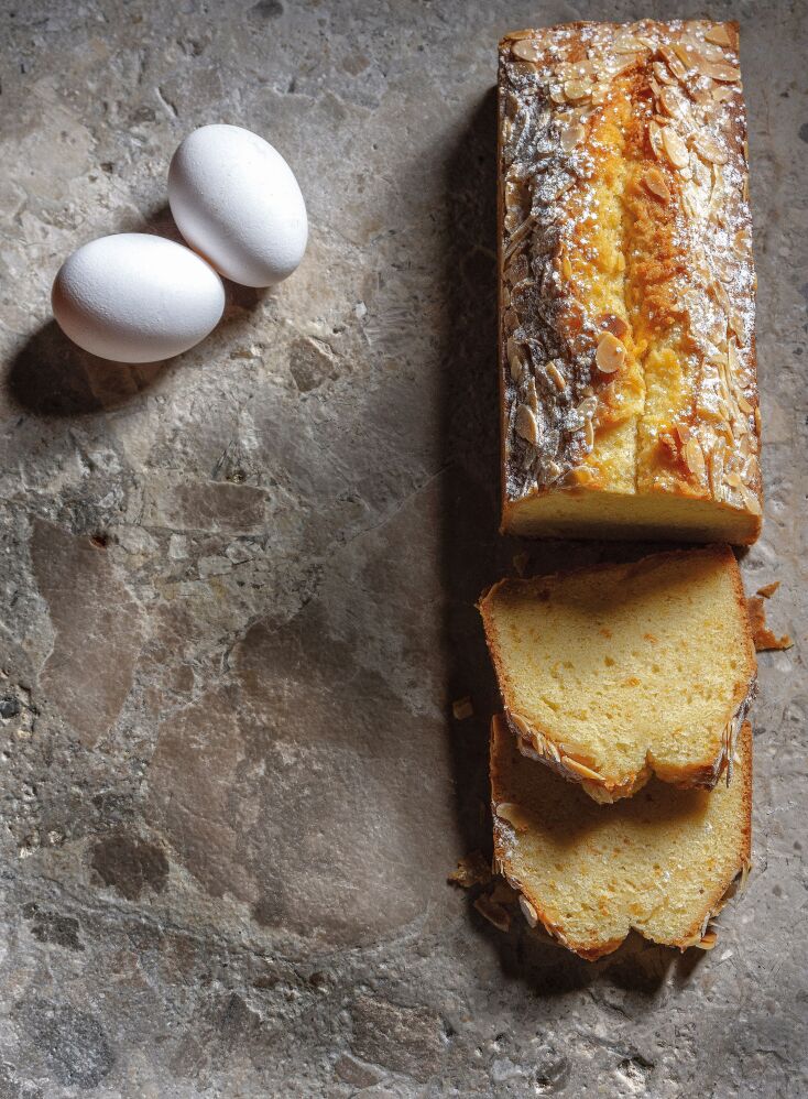 Συνταγή για κέικ με λεμόνι και αμύγδαλο από τον Στέλιο Παρλιάρο