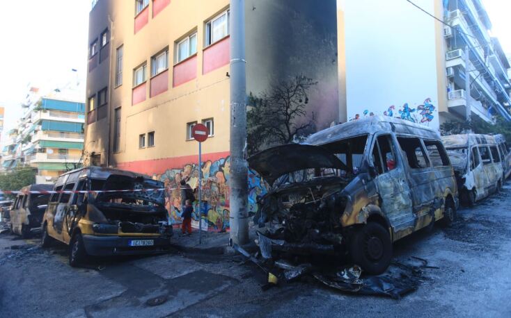 «Κρανίου τόπος» του Ζωγράφου μετά την εμπρηστική επίθεση