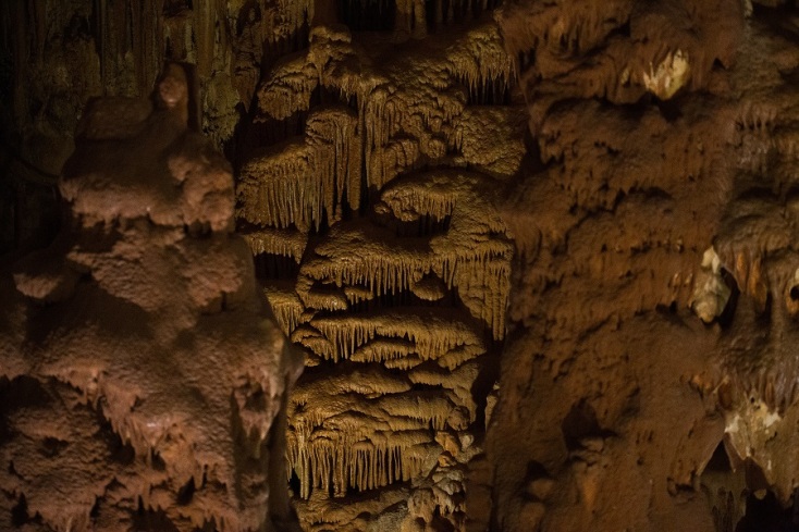 Χαλκιδική: Επαναλειτουργεί μετά από 5 χρόνια το σπήλαιο των Πετραλώνων - Περιήγηση στο «Σπίτι του Αρχανθρώπου» - Εντυπωσιακές εικόνες.