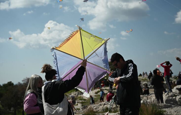 Χαρταετός έτοιμος να «στολίσει» τον αττικό ουρανό 