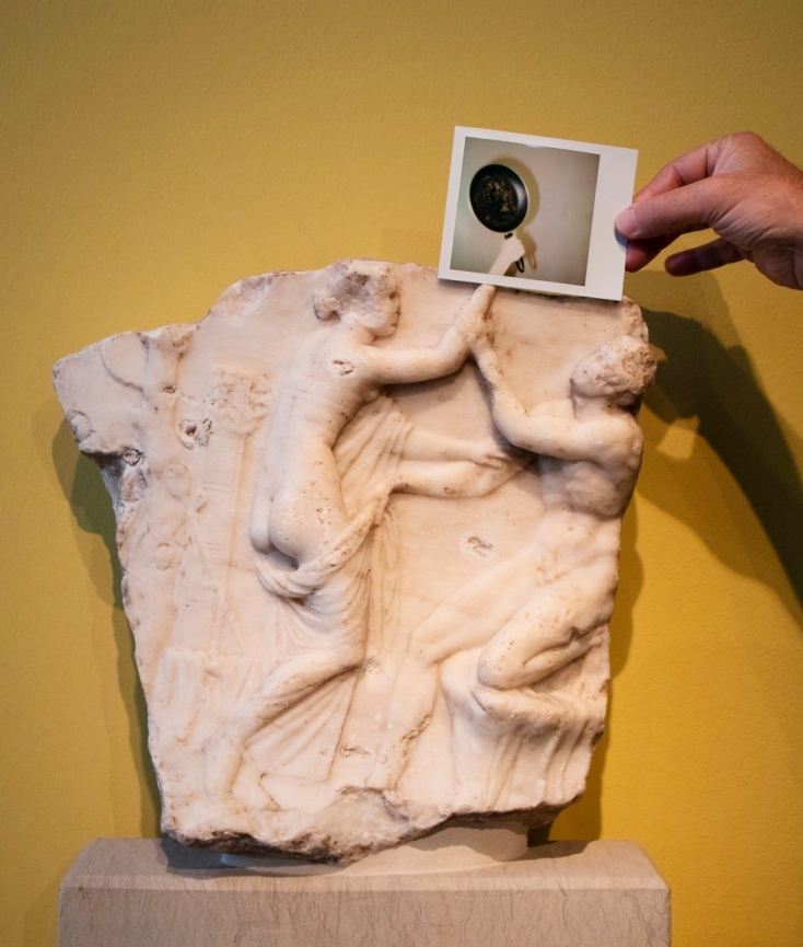 Γιάννης Παππάς, "Mechanics of debris" (2023), παρέμβαση στο Altes Museum Berlin