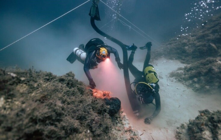 ΥΠΠΟ: Ναυάγιο της πρώιμης βυζαντινής περιόδου (5ος - 6ος αιώνας μ.Χ.) ερευνήθηκε στους Φούρνους - Έχουν καταγραφεί 8 τύποι αμφορέων.