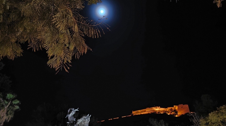 Το φεγγάρι έφερε σήμερα μαζί του και το φαινόμενο της «σεληνιακής οφθαλμαπάτης»