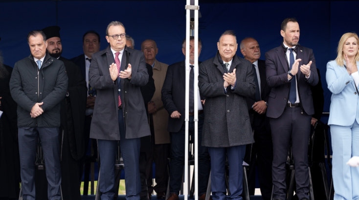 Παρέλαση στη Θεσσαλονίκη: Μηνύματα εθνικής ενότητας από την πολιτική ηγεσία