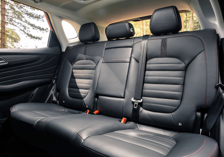 Το MG HS είναι το μεγάλο SUV που κάνει την premium πολυτέλεια πιο προσιτή στα C-SUV