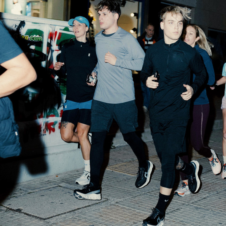 CLOUDMONSTER 2: «On» και Cosmos Sport το παρουσίασαν με ένα επιτυχημένο αθλητικό, μουσικό event στη Γλυφάδα