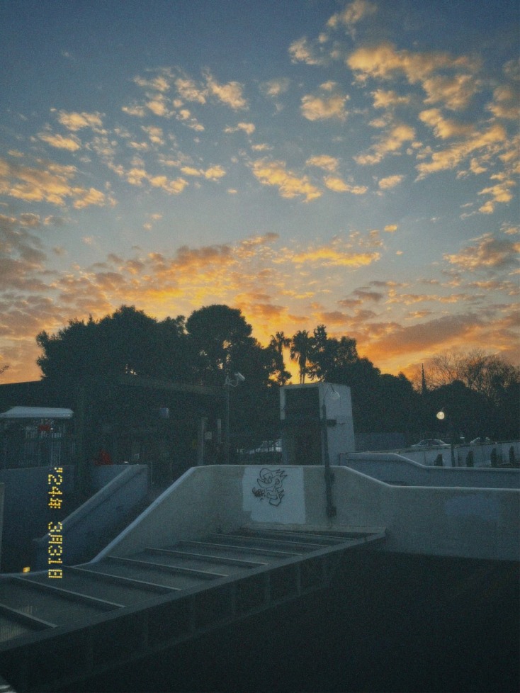 Επιστροφή στις Polaroids και την αναλογική κάμερα με ένα μόνο κλικ