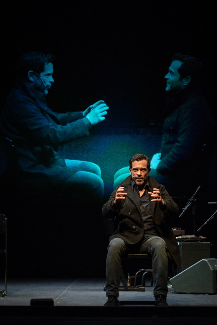 Ο Κωνσταντίνος Μαρκουλάκης στην "Αγαπημένη του κυρίου Λιν"