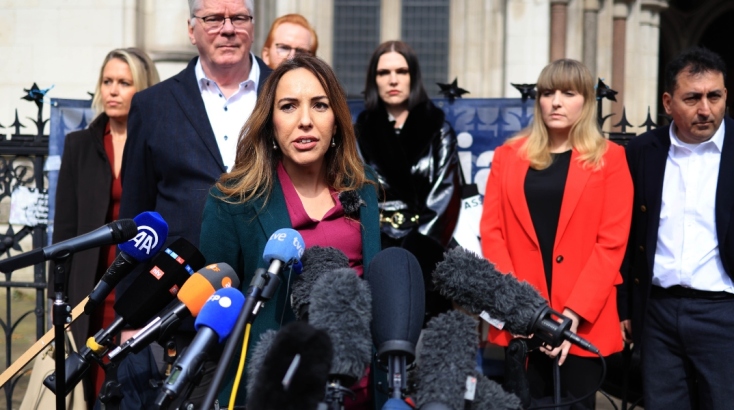 Η σύζυγος του Τζούλιαν Ασάνζ