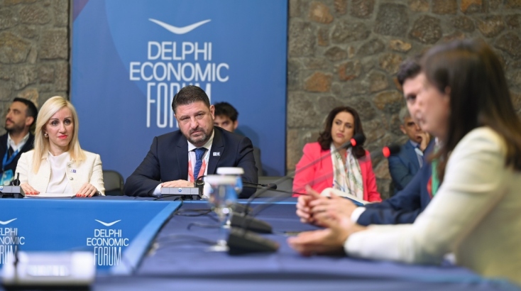 Ο Περιφερειάρχης Αττικής, Νίκος Χαρδαλιάς στο  9o Οικονομικό Φόρουμ των Δελφών