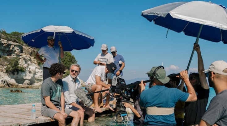 Νέες backstage φωτογραφίες από τα γυρίσματα του νέου κύκλου του Maestro