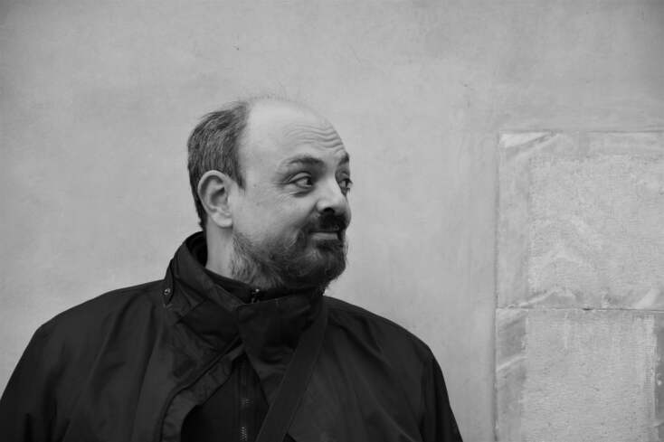 «Ο Κώδικας»: Ο Θοδωρής Πανάγος παρουσιάζει την άλλη must read πλευρά του