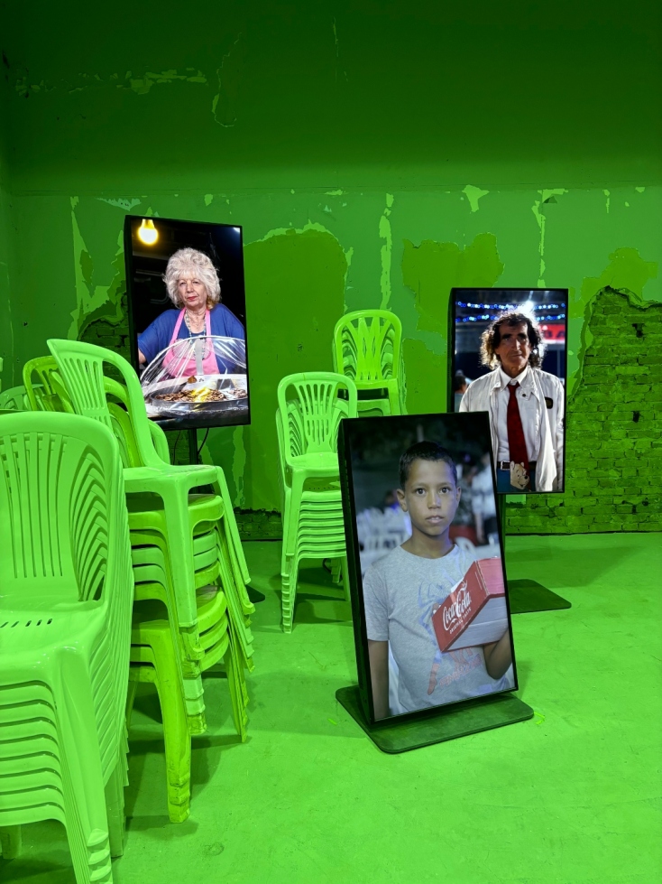 Το Ξηρόμερο/Dryland είναι ένα διαμεσικό συλλογικό έργο 