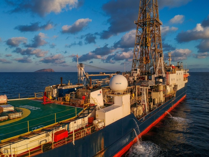 Σαντορίνη: Διεθνής επιστημονική συνάντηση - Ερευνητές του ηφαιστείου από όλο τον κόσμο παρουσιάζουν τις μελέτες τους στα Φηρά.