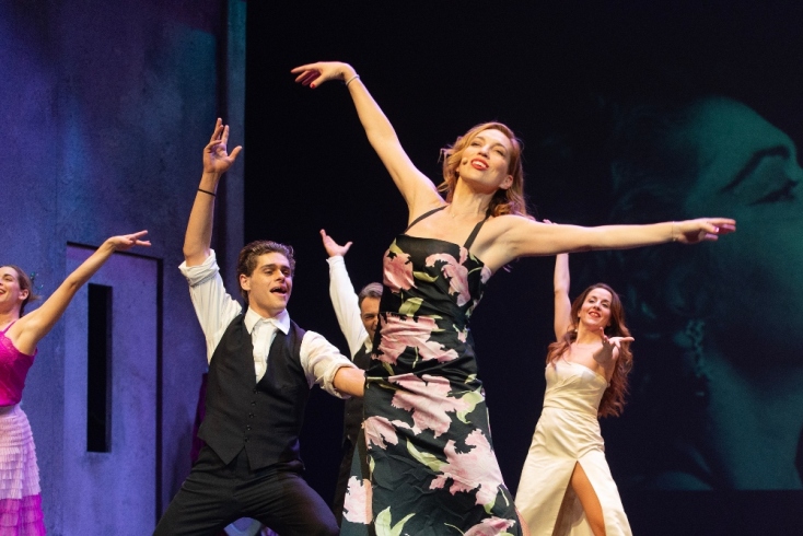 Η Τατιάνα Μελίδου ως Τζένη Μάγιο στο "Βίρα τις άγκυρες"