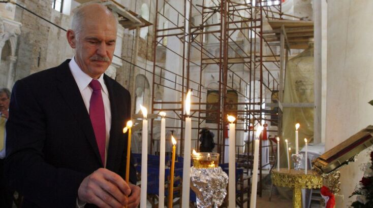 Σαν σήμερα, το διάγγελμα Παπανδρέου από το Καστελόριζο