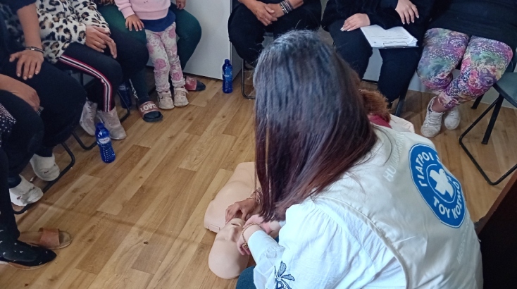 Οι Γιατροί του Κόσμου έδωσαν φωνή και αυτοπεποίθηση στους περιθωριοποιημένους ρομικούς πληθυσμούς της Αττικής