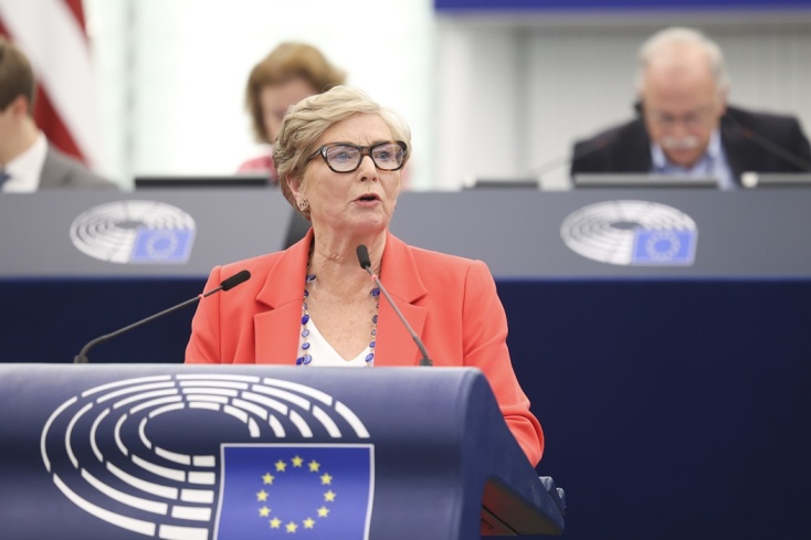 Η αντιπρόεδρος του ΕΛΚ και ευρωβουλεύτρια της Ιρλανδίας, Frances Fitzgerald για την Οδηγία σχετικά με τη βία κατά των γυναικών