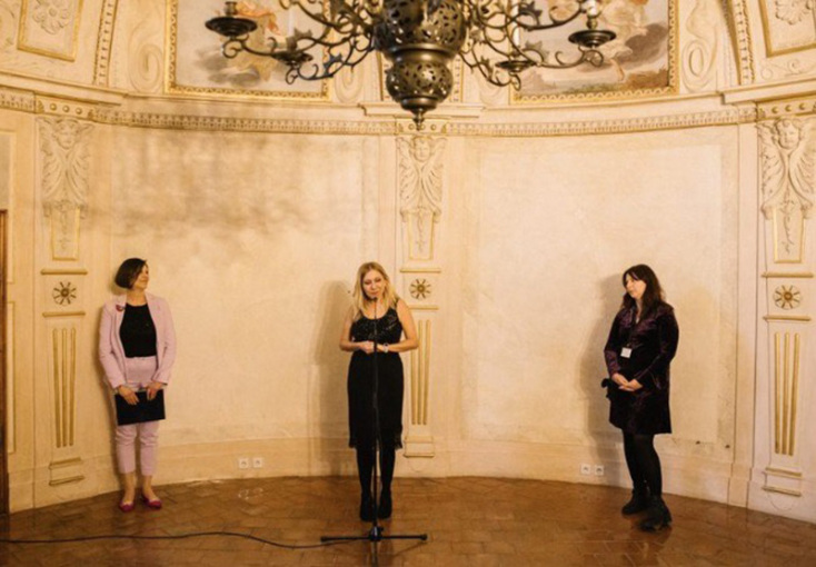 Η Ιωάννα Βασδέκη μιλάει με τη Δώρα Λαβαζού του iFocus