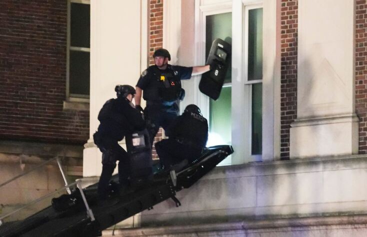 Η αστυνομία εκκένωσε την κατάληψη στο πανεπιστήμιο Κολούμπια - Δεκάδες συλλήψεις φοιτητών