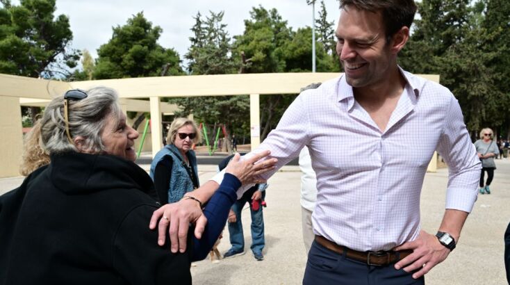 Ο Στέφανος Κασσελάκης κατέθεσε στεφάνι στο Σκοπευτήριο Καισαριανής για την Εργατική Πρωτομαγιά 