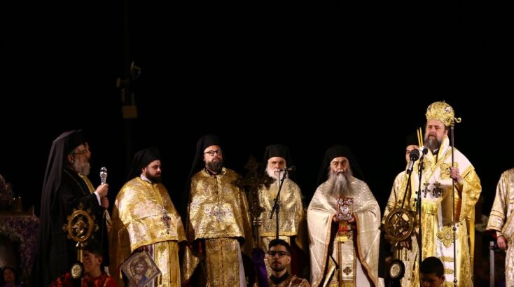 Πέντε Επιτάφιοι συναντήθηκαν για πρώτη φορά στην πλατεία Αριστοτέλους στη Θεσσαλονίκη